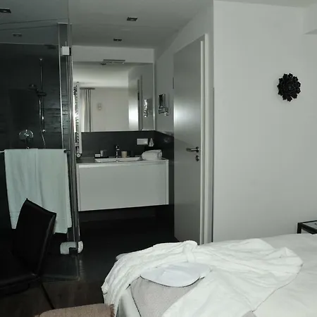 Hotel Sporcher Nest Cadolzburg