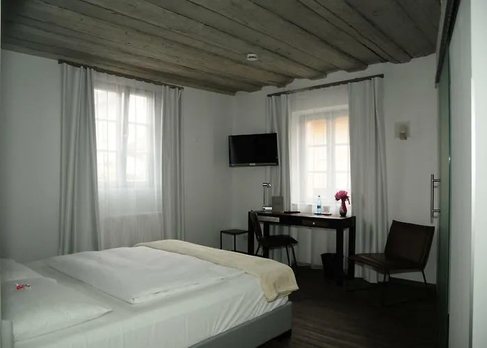Отель Sporcher Nest