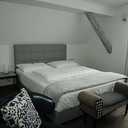 Sporcher Nest Hotel
