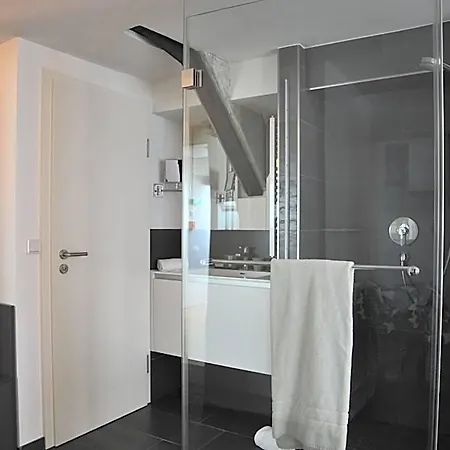 Sporcher Nest Hotel 3*