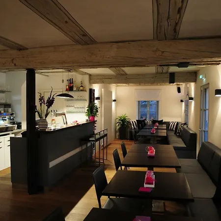 Hotel Sporcher Nest 3*
