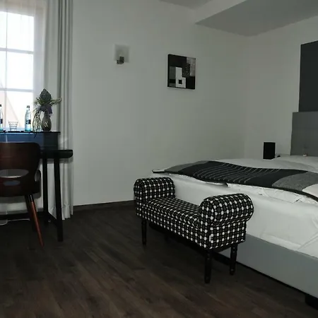 Sporcher Nest Hotel Cadolzburg