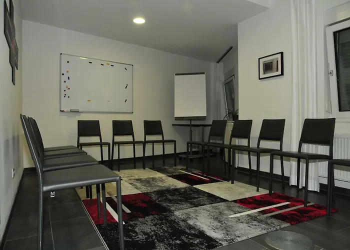 Sporcher Nest Hotel
